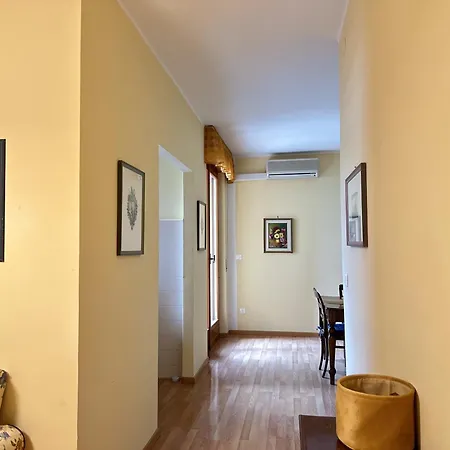 By Gardadoma Apartman *