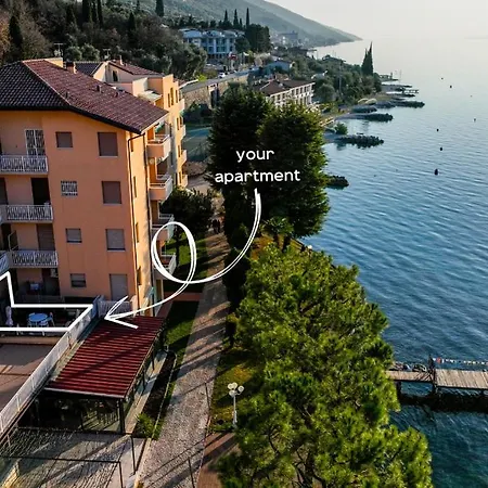 By Gardadoma Apartment *