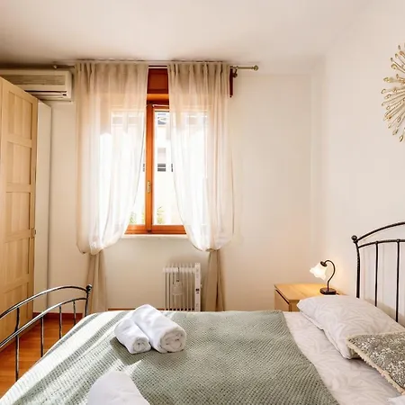Apartment By Gardadoma *