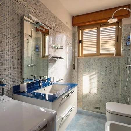 Apartment By Gardadoma Brenzone sul Garda