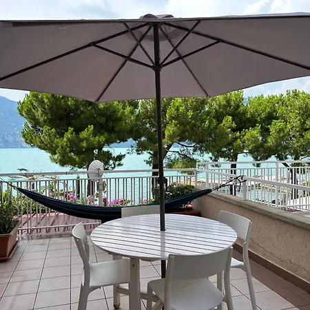 By Gardadoma Apartment